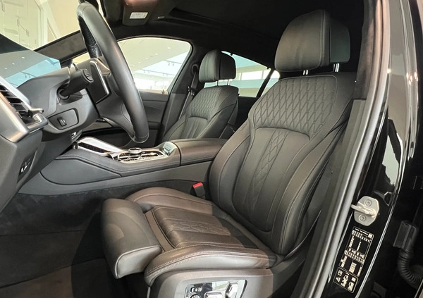 BMW X6 cena 499622 przebieg: 8559, rok produkcji 2023 z Ostrowiec Świętokrzyski małe 326